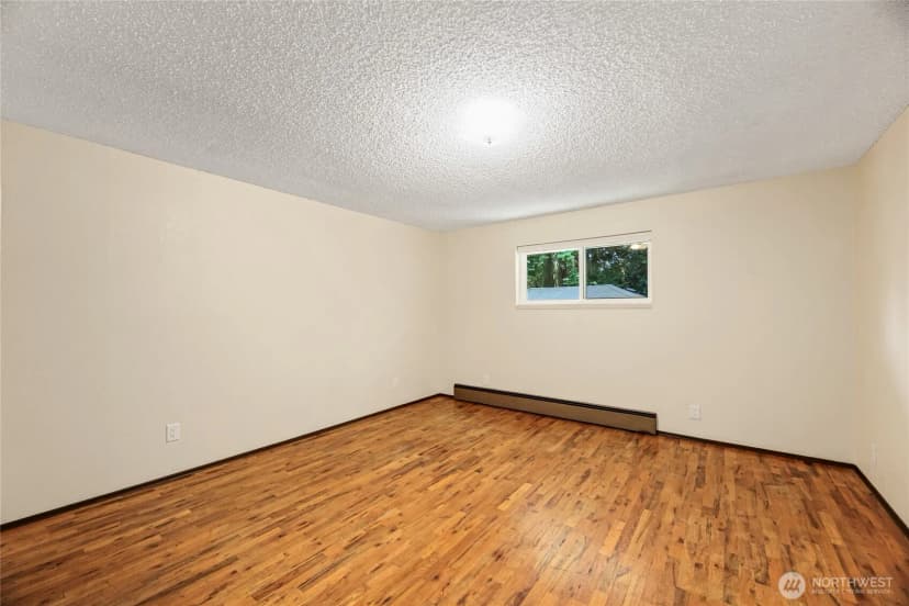 Property photo for 17555 Se 134th Street, Renton photo 18