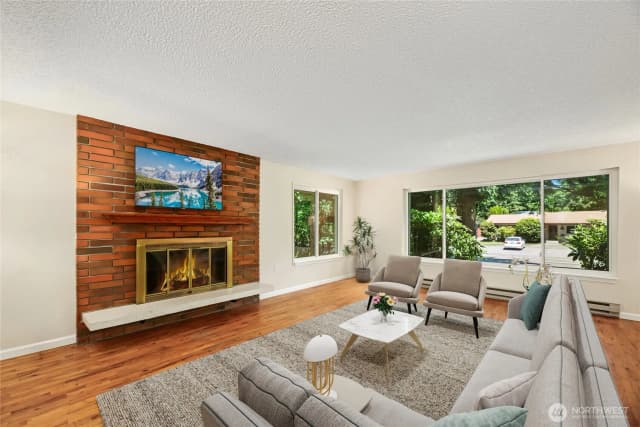 Property photo for 17555 Se 134th Street, Renton photo 3