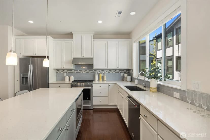 Property photo for 9627 Ne 182nd Place #c, Bothell photo 8