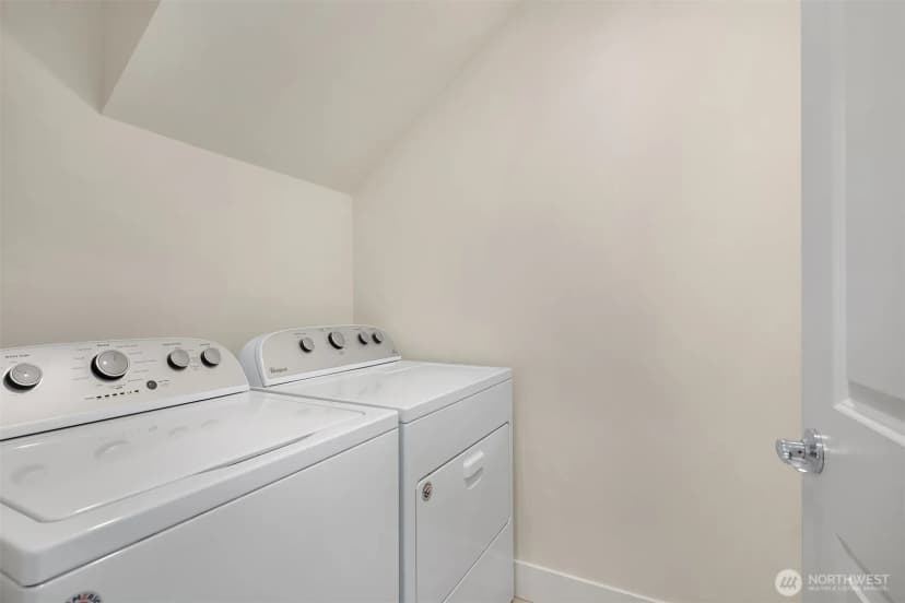 Property photo for 9627 Ne 182nd Place #c, Bothell photo 28