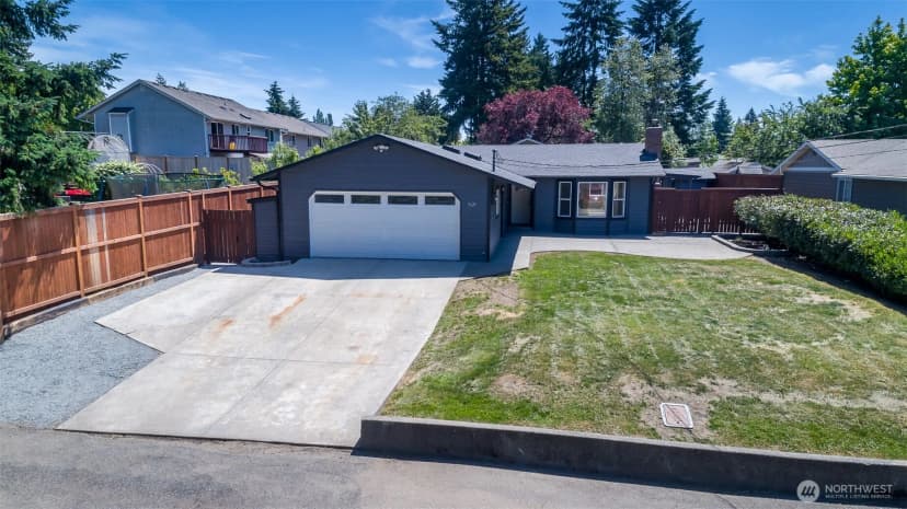 Property photo for 9621 1st Avenue Se, Everett photo 32