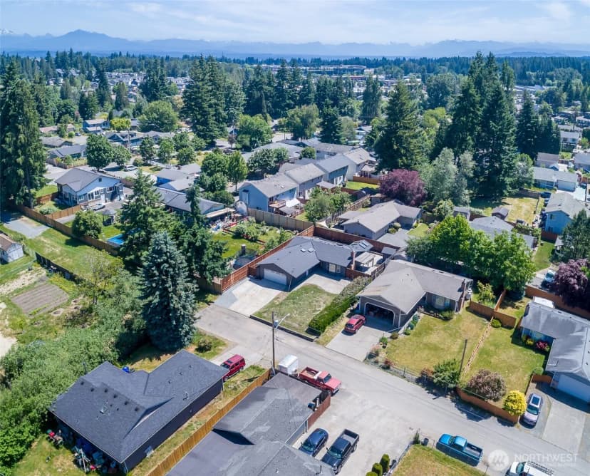 Property photo for 9621 1st Avenue Se, Everett photo 37