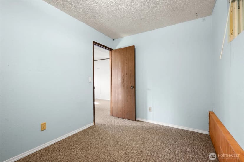 Property photo for 5159 Country Club Way Se, Port Orchard photo 34