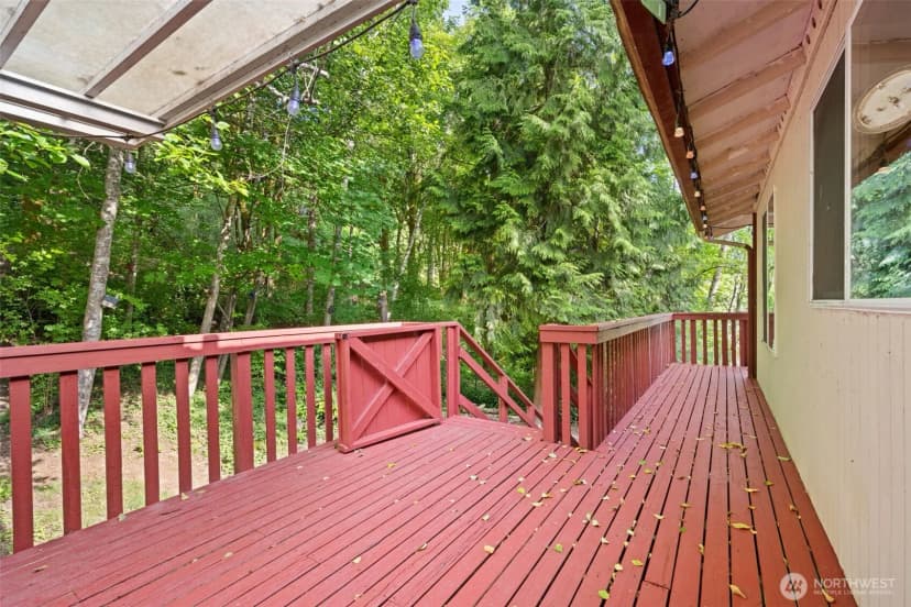 Property photo for 5159 Country Club Way Se, Port Orchard photo 17