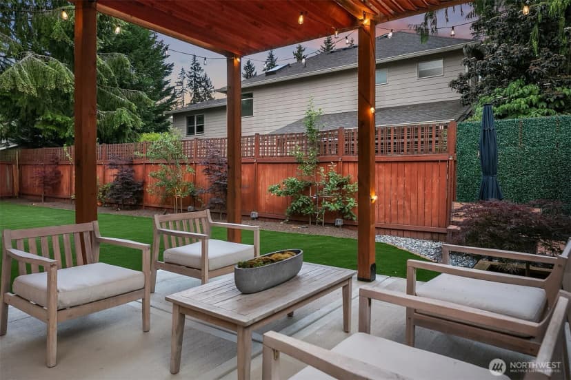 Property photo for 10637 128th Avenue Ne, Kirkland photo 17