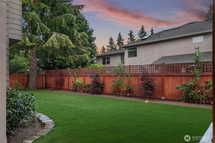 Property photo for 10637 128th Avenue Ne, Kirkland photo 34