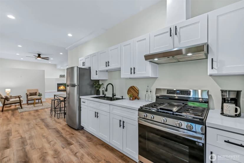Property photo for 1511 208th Avenue Ne, Sammamish photo 23
