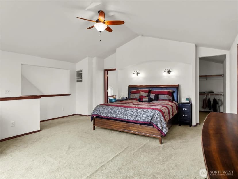 Property photo for 2519 Carpenter Road, Lacey photo 27