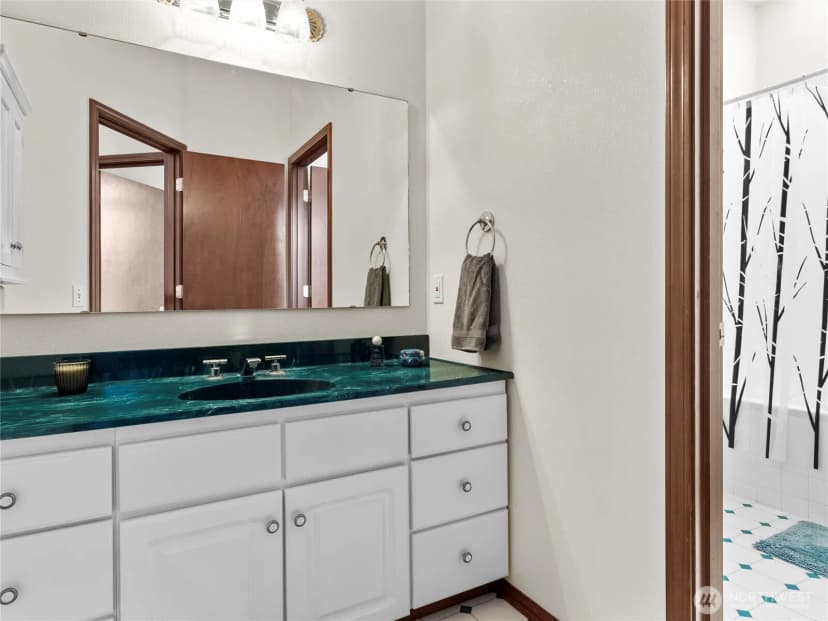 Property photo for 2519 Carpenter Road, Lacey photo 24