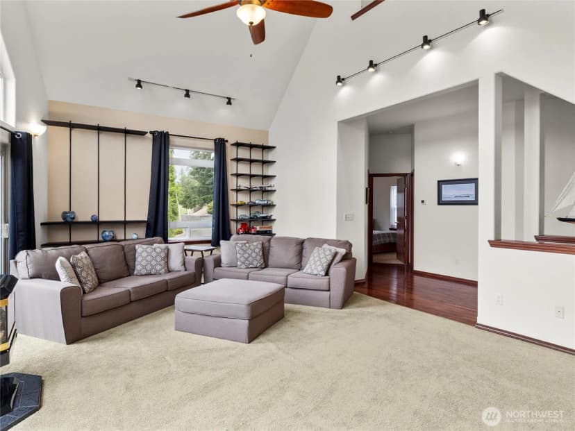 Property photo for 2519 Carpenter Road, Lacey photo 14