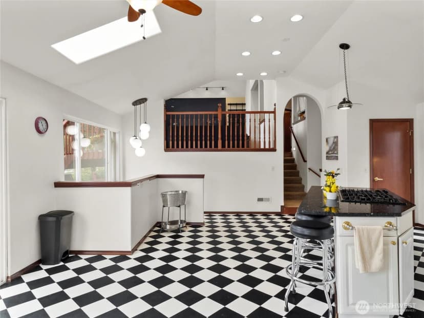 Property photo for 2519 Carpenter Road, Lacey photo 15