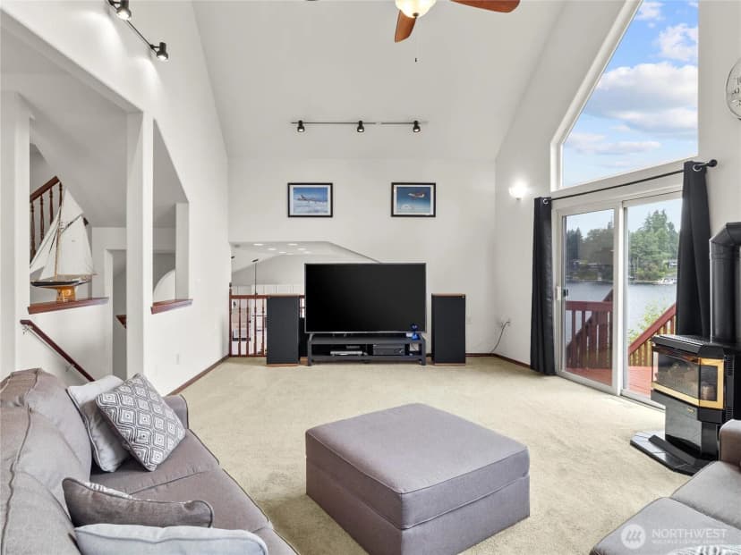 Property photo for 2519 Carpenter Road, Lacey photo 13