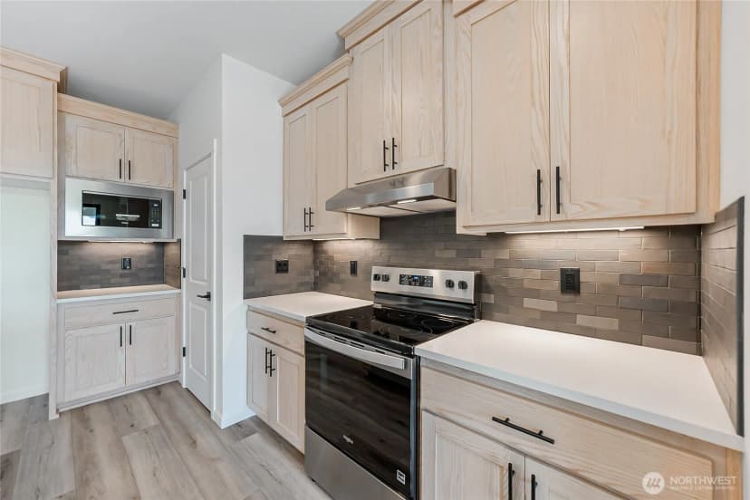 Property photo for 990 Rw Fletcher Street, Winlock photo 12