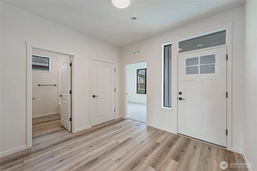 Property photo for 990 Rw Fletcher Street, Winlock photo 6