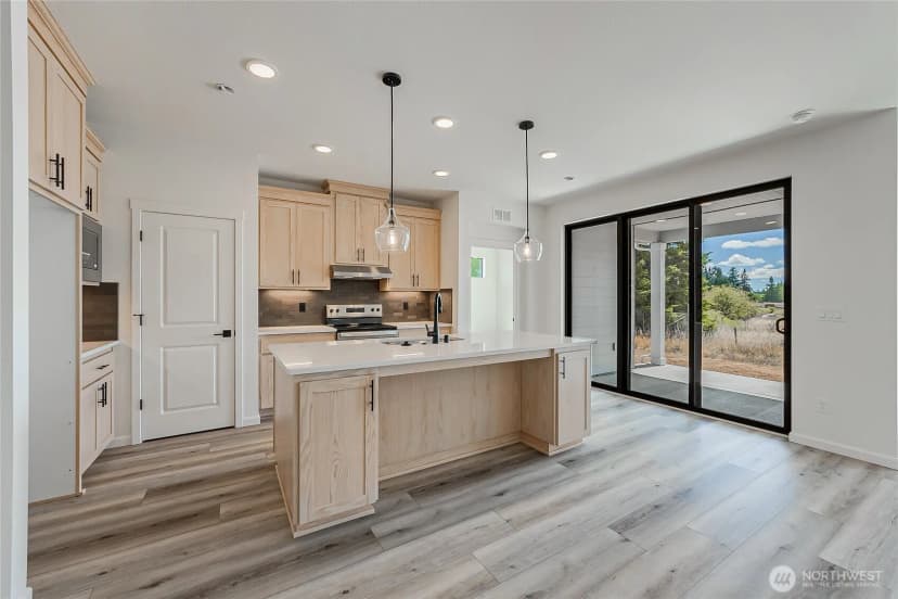 Property photo for 990 Rw Fletcher Street, Winlock photo 7