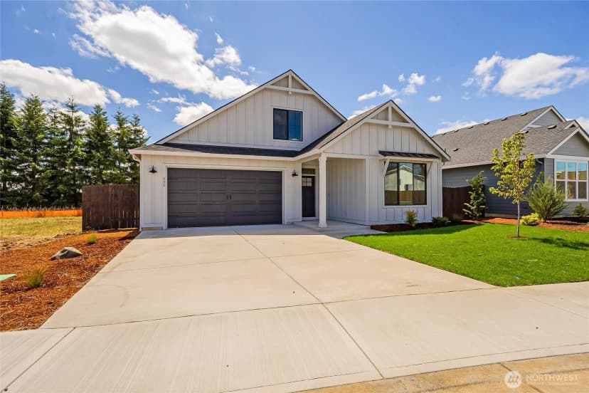 Property photo for 990 Rw Fletcher Street, Winlock photo 2