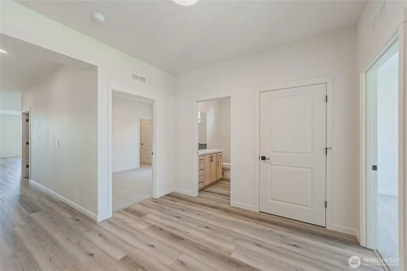 Property photo for 990 Rw Fletcher Street, Winlock photo 21