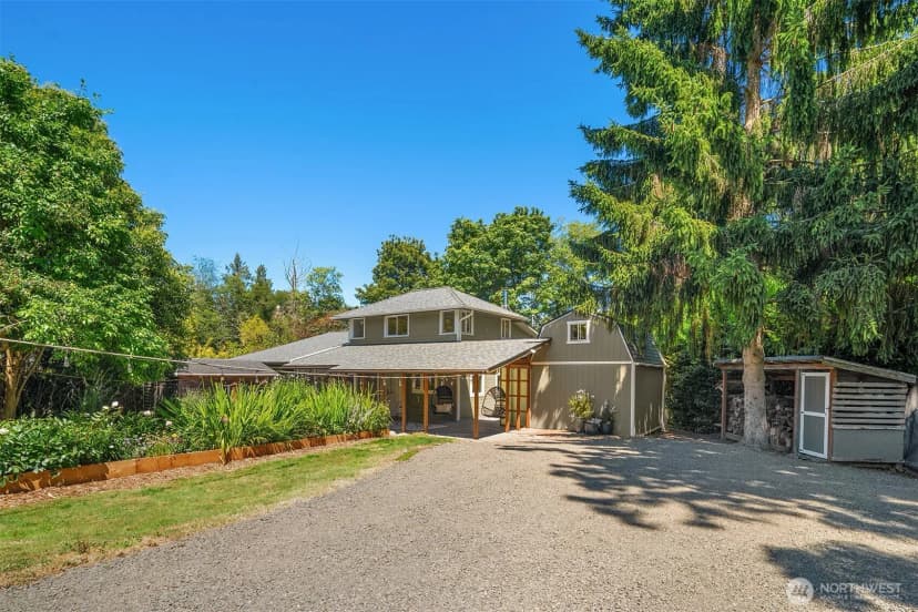 Property photo for 10967 103rd Avenue Sw, Vashon