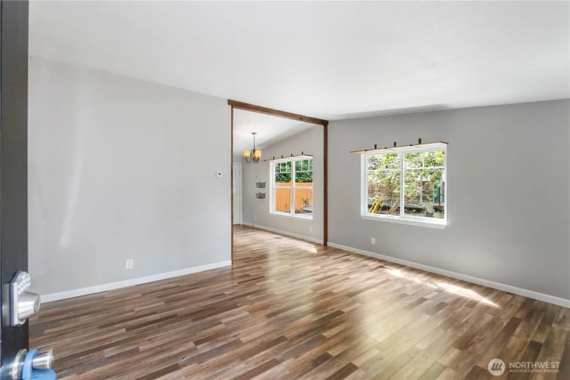 Property photo for 2529 Westwind Dr Nw, Olympia photo 12