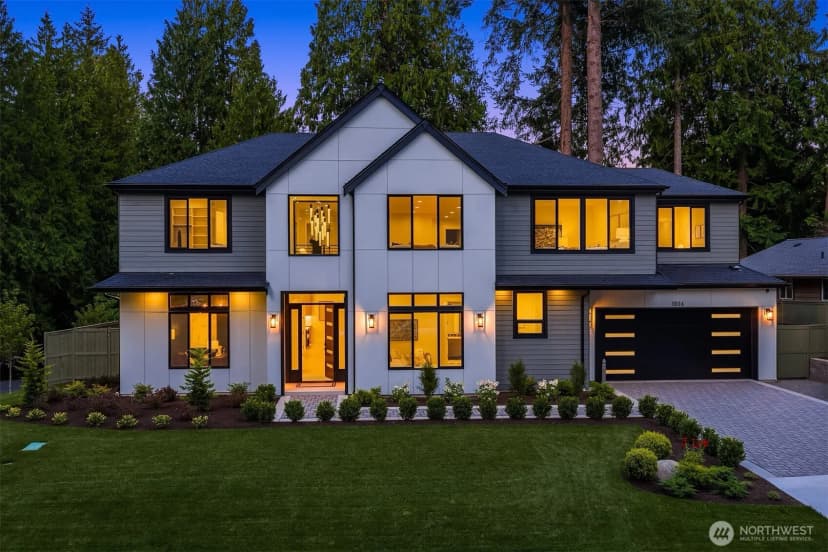 Property photo for 1806 154th Avenue Se, Bellevue photo 2