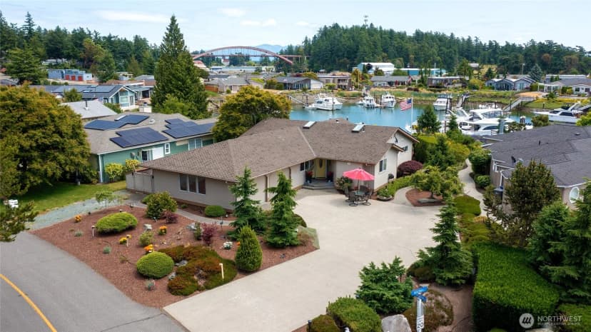 Property photo for 153 Swinomish Drive, La Conner photo 2