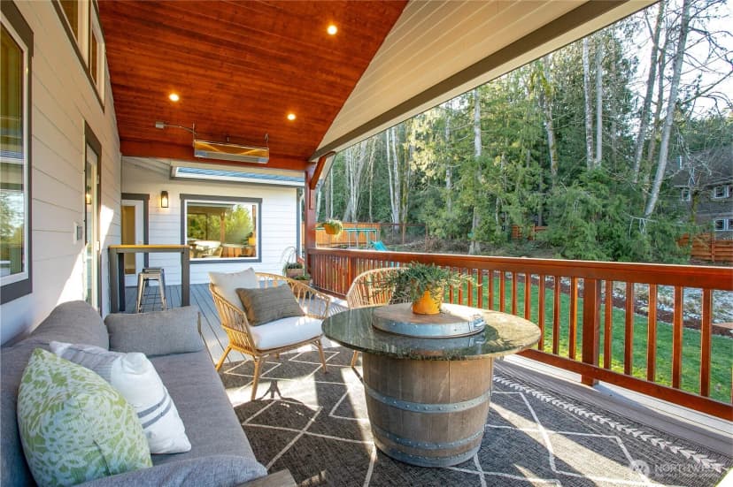Property photo for 989 Lakewood Lane, Bellingham photo 15