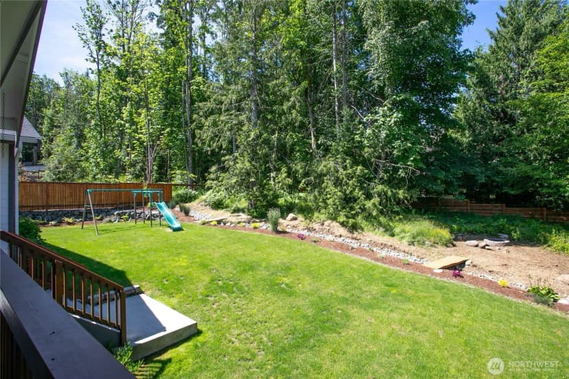 Property photo for 989 Lakewood Lane, Bellingham photo 3