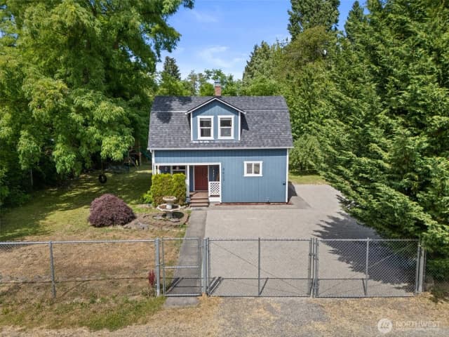 Property photo for 9413 356th Street Court S, Roy photo 2