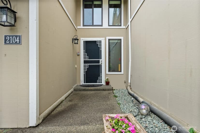 Property photo for 2104 7th Avenue Sw, Puyallup photo 10