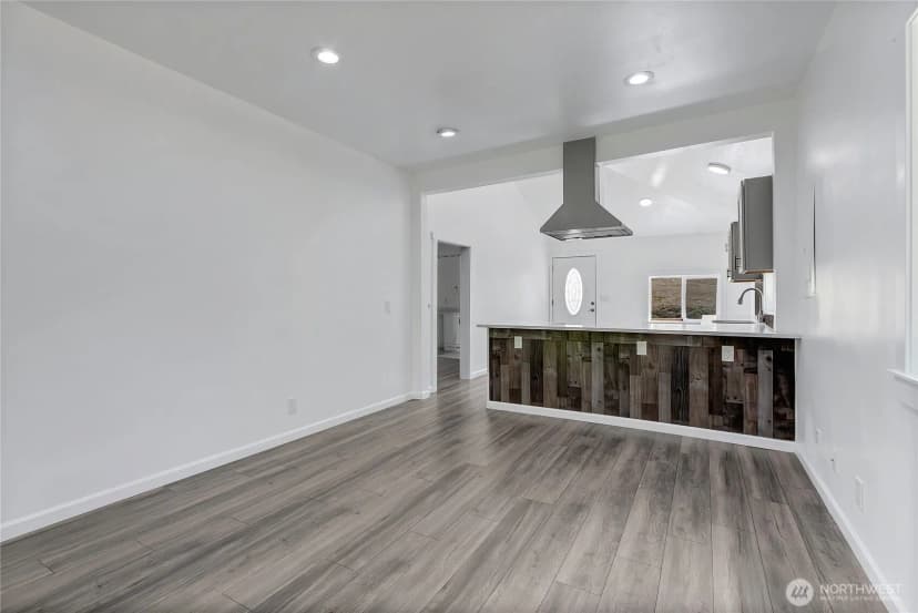 Property photo for 4627 S 140th Street, Tukwila photo 8