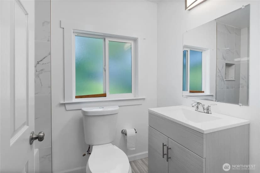 Property photo for 4627 S 140th Street, Tukwila photo 15