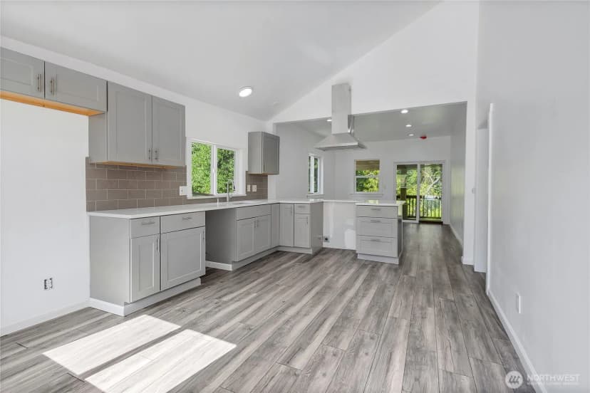 Property photo for 4627 S 140th Street, Tukwila photo 5