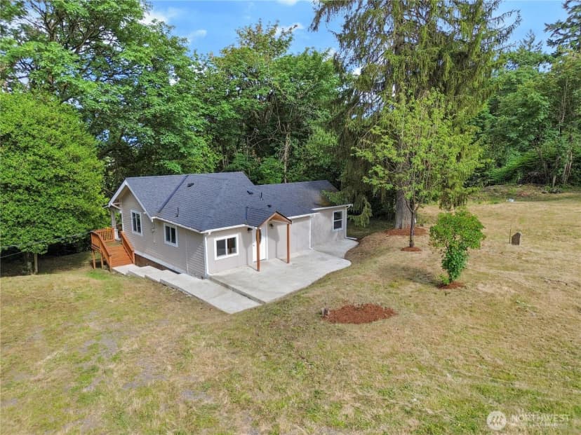 Property photo for 4627 S 140th Street, Tukwila photo 2