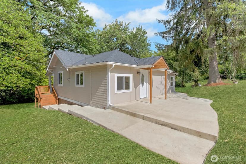 Property photo for 4627 S 140th Street, Tukwila photo 24