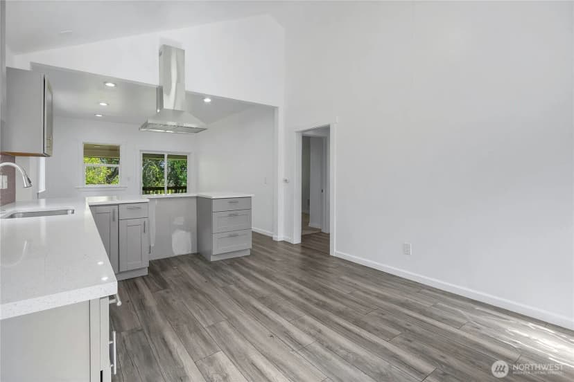 Property photo for 4627 S 140th Street, Tukwila photo 6