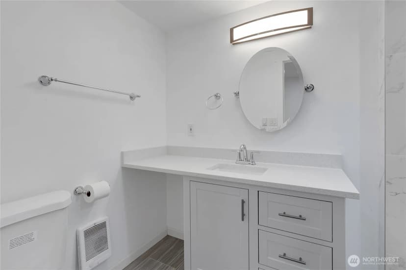 Property photo for 4627 S 140th Street, Tukwila photo 13