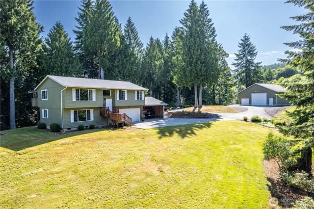 Property photo for 175 Beemon Drive, Longview