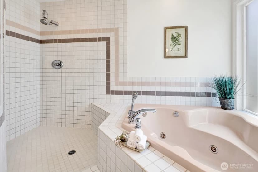 Property photo for 1720 Edwards Court, Bellingham photo 26