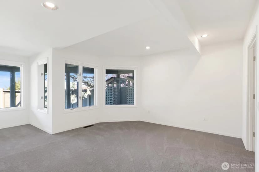 Property photo for 1720 Edwards Court, Bellingham photo 36