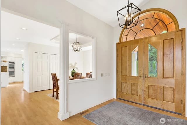 Property photo for 1720 Edwards Court, Bellingham photo 4