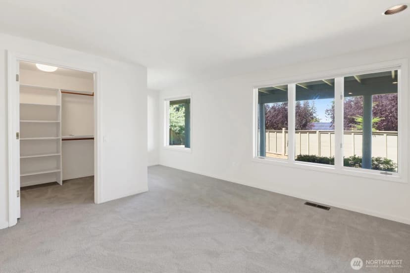 Property photo for 1720 Edwards Court, Bellingham photo 34