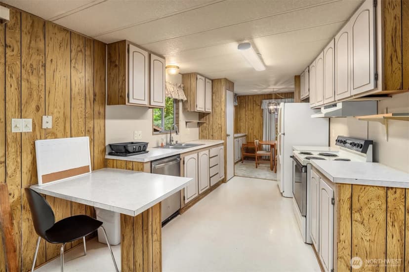 Property photo for 827 211th Place Ne, Sammamish photo 11