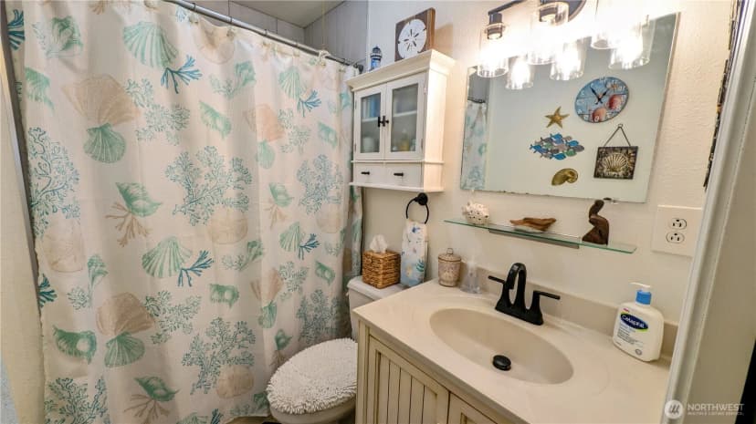 Property photo for 1215 273rd Place, Ocean Park photo 24