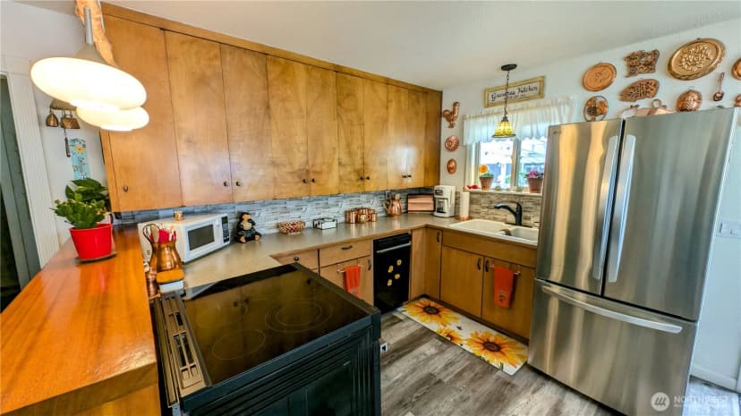 Property photo for 1215 273rd Place, Ocean Park photo 9