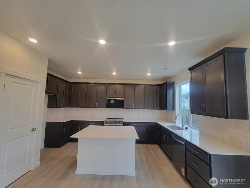 Property photo for 801 Smith Street #34, Buckley photo 6