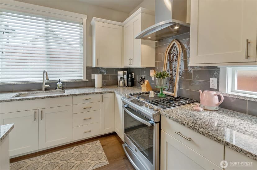 Property photo for 24220 93rd Court S, Kent photo 10