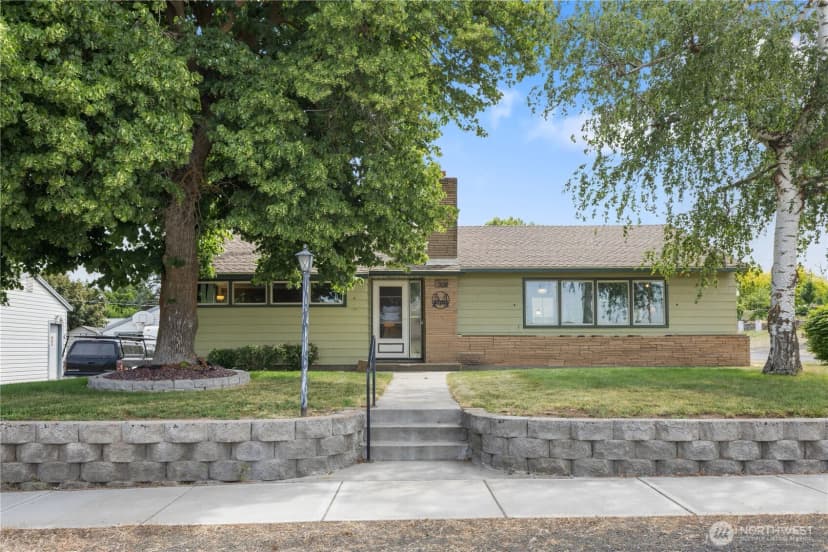 Property photo for 308 2nd Ave, Harrington