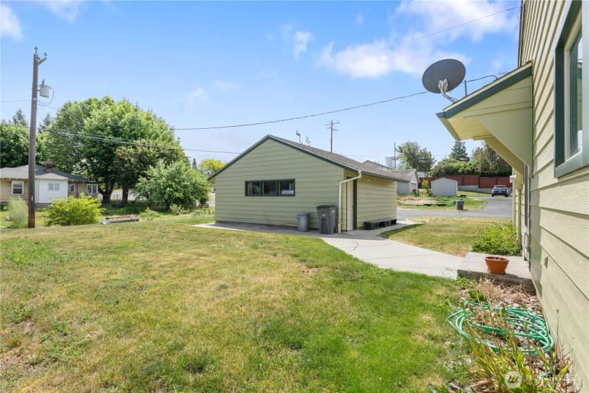 Property photo for 308 2nd Ave, Harrington photo 30