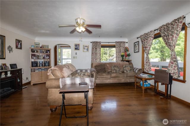 Property photo for 1107 S 4th Street, Dayton photo 5