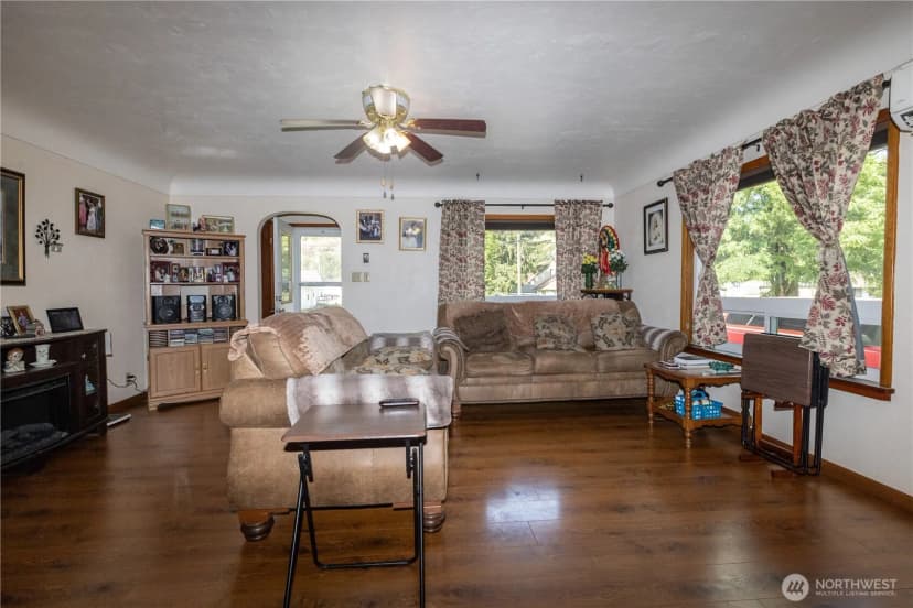 Property photo for 1107 S 4th Street, Dayton photo 5